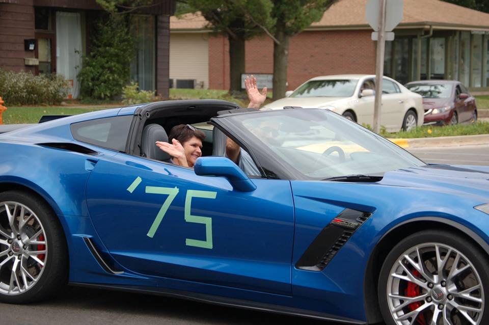 Brian brought his corvette and Marsha got to ride along.
